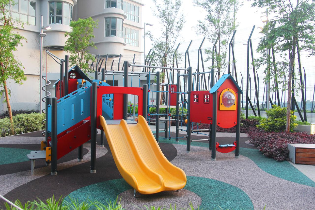 Teega Suites By Subhome Nusajaya  Bagian luar foto
