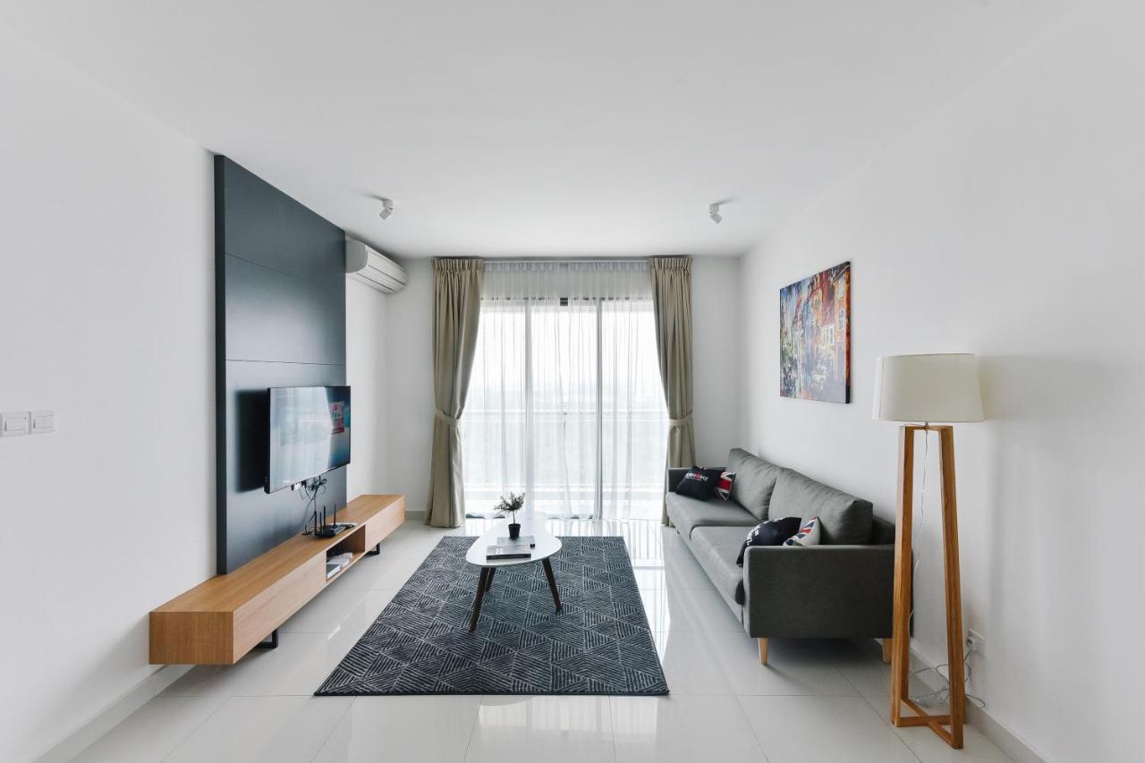Teega Suites By Subhome Nusajaya  Bagian luar foto