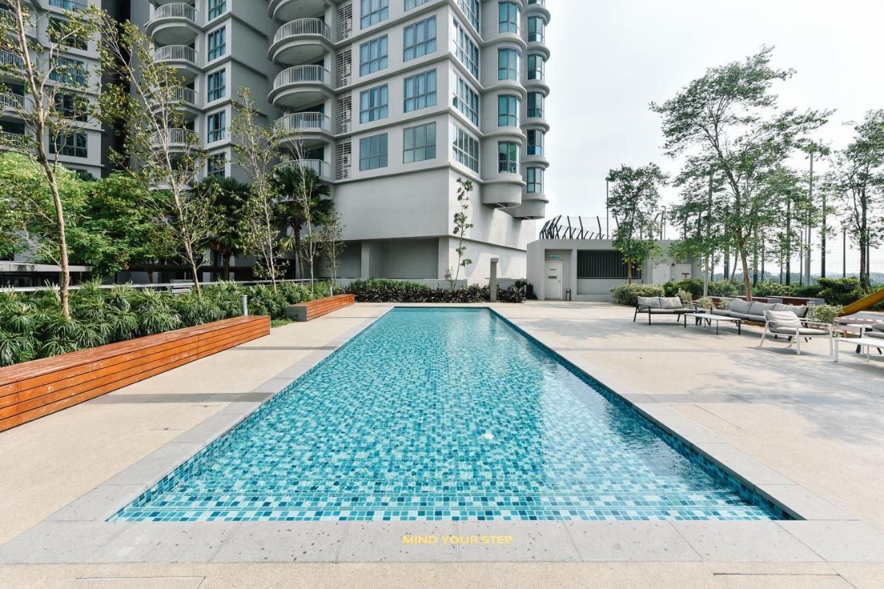Teega Suites By Subhome Nusajaya  Bagian luar foto